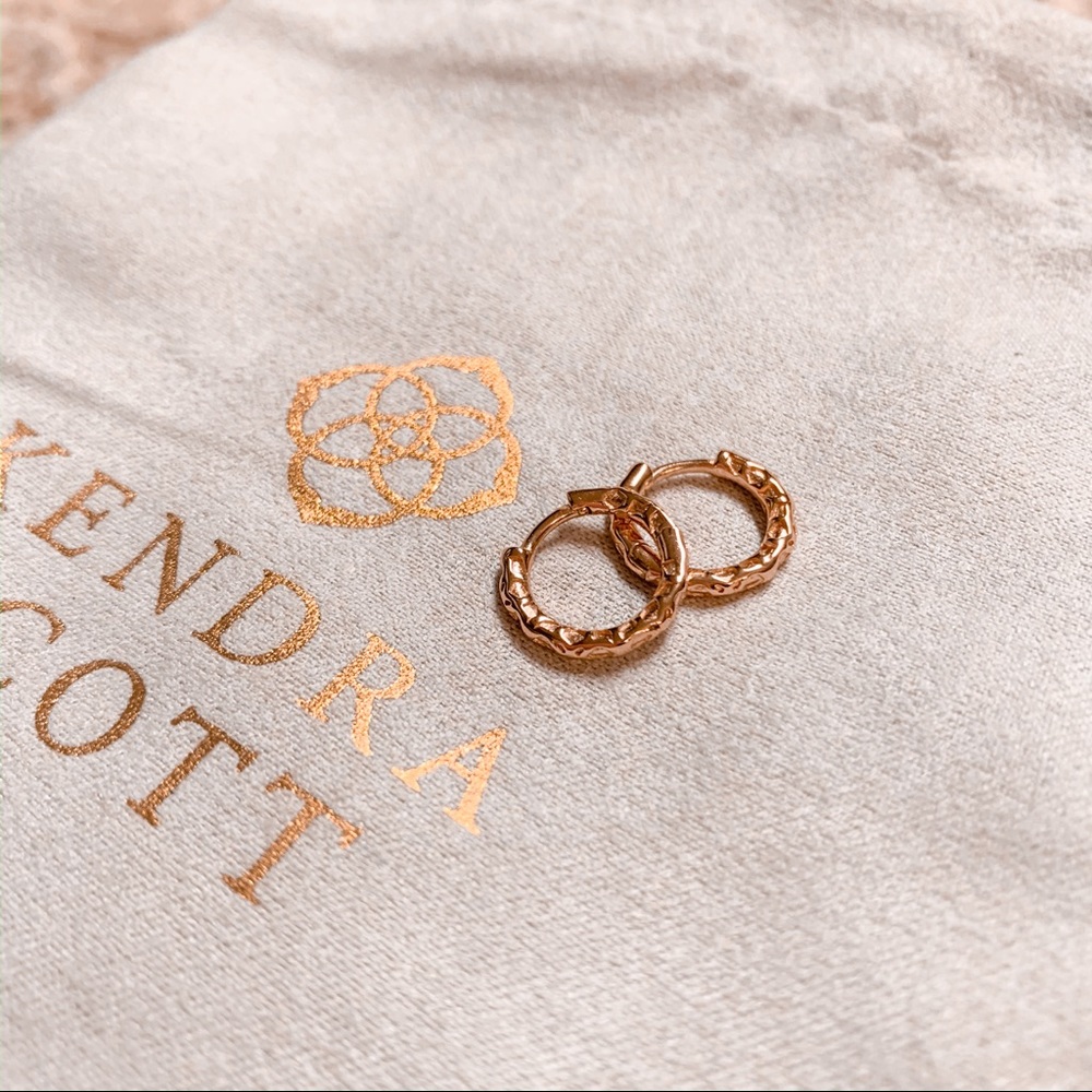 Brand New Kendra Scott Rose Gold Earrings